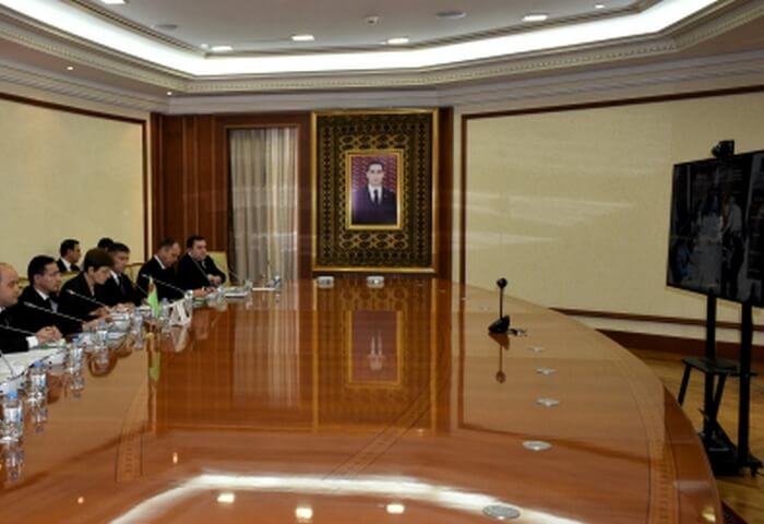 Turkmenistan, Tajikistan Look to Increase Bilateral Trade