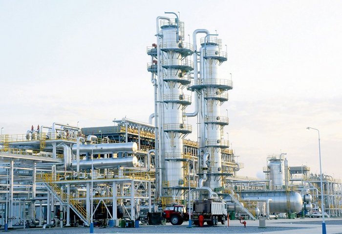 Turkmenbashi Oil Refinery Runs at Full Capacity