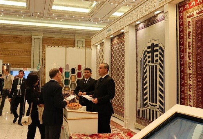 Aşgabatda TSTB-niň 18 ýyllygy mynasybetli sergi guralar