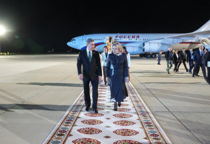 Национальный Лидер туркменского народа встретился с Валентиной Матвиенко