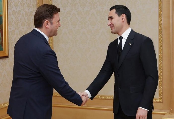 Президент Туркменистана принял председателя ОБСЕ Буяра Османи