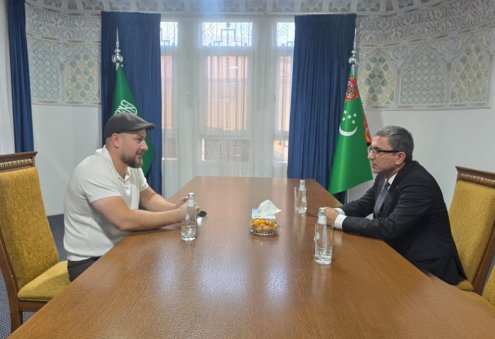 Omanyň “DUX Middle East” kompaniýasy TNGZIT-iň önümlerine gyzyklanma bildirýär