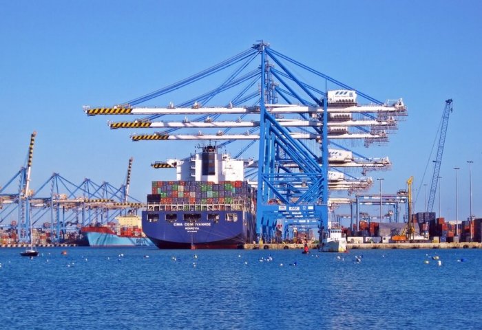 Iran Signs Memorandum to Develop Shipping in Caspian Sea