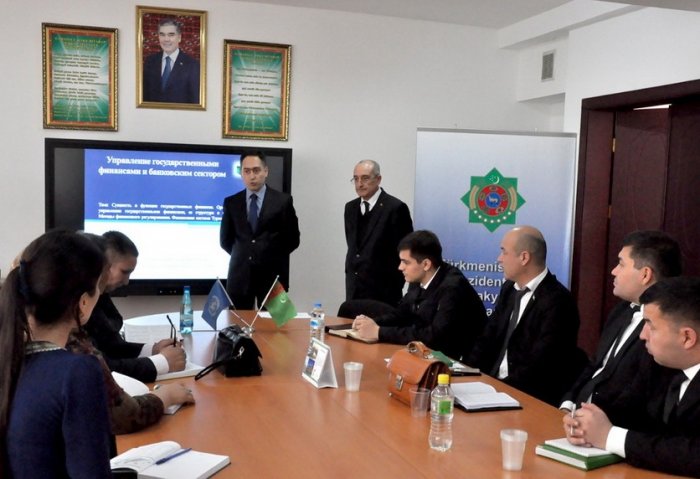 UNDP, Academy of Civil Service of Turkmenistan Launch Master's Program