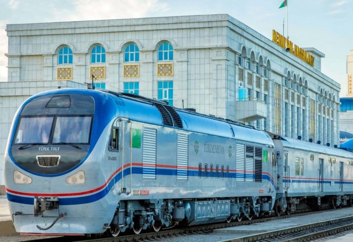 Turkmenistan to Construct New Buildings at Several Railway Stations