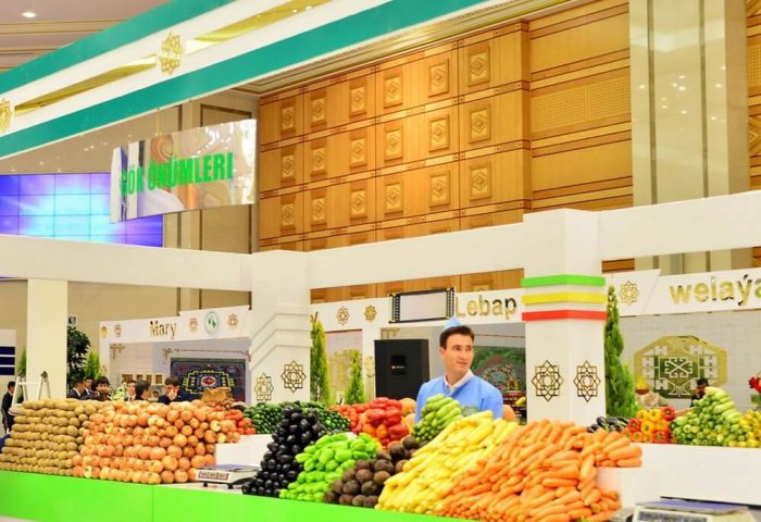 Turkmen Trade Ministry’s Enterprises to Be Gradually Transformed Into JSCs