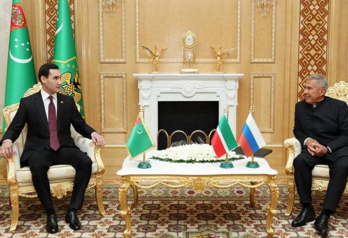 Turkmen President Meets With Head of Tatarstan