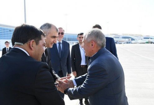 Leaders of Mongolia, Tatarstan, and Pakistan Arrive in Ashgabat