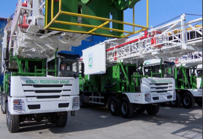 Turkmenistan Purchases New Mobile Drilling Rigs from China