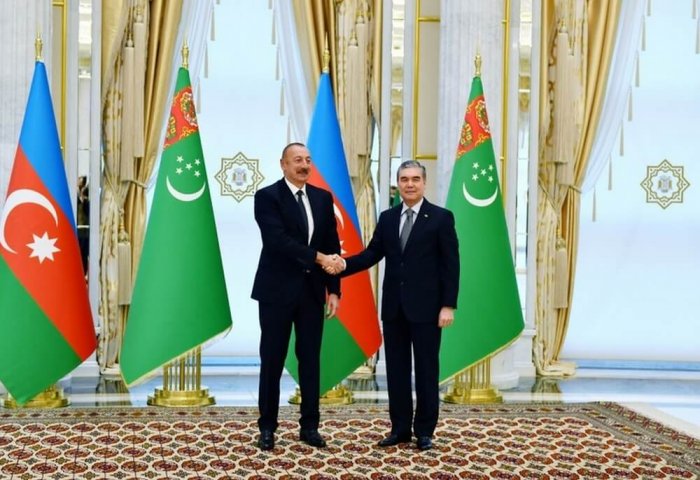 Türkmenistan Lideri, İlham Aliyev’i doğum günü münasebetiyle kutladı
