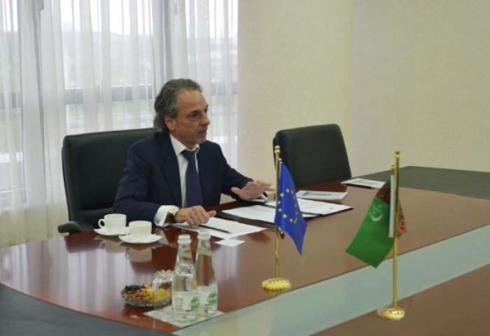 Turkmenistan, EU Mull Issues of International Freight Transport