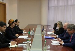 Turkmenistan and EU Discuss Creation of New Transport Corridors