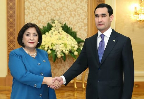 Türkmenistan Devlet Başkanı, Azerbaycan Milli Meclis Başkanı ile görüştü