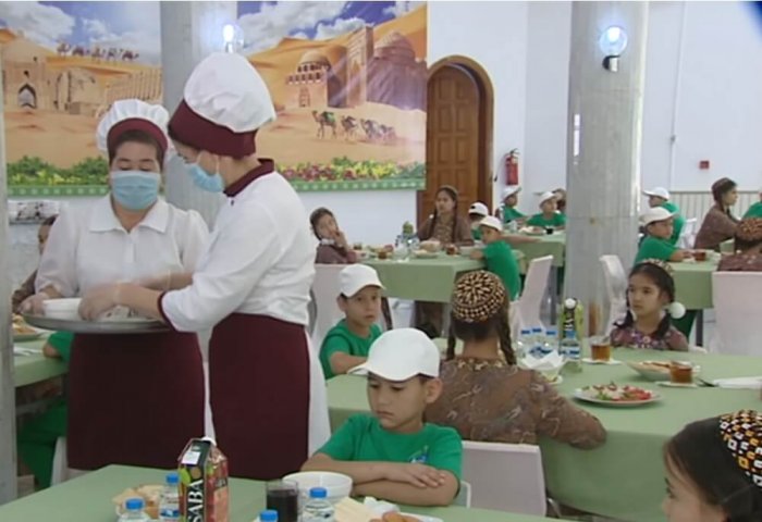 Türkmenistan’da muhtaç çocuklar için Hayır Vakfı kuruldu