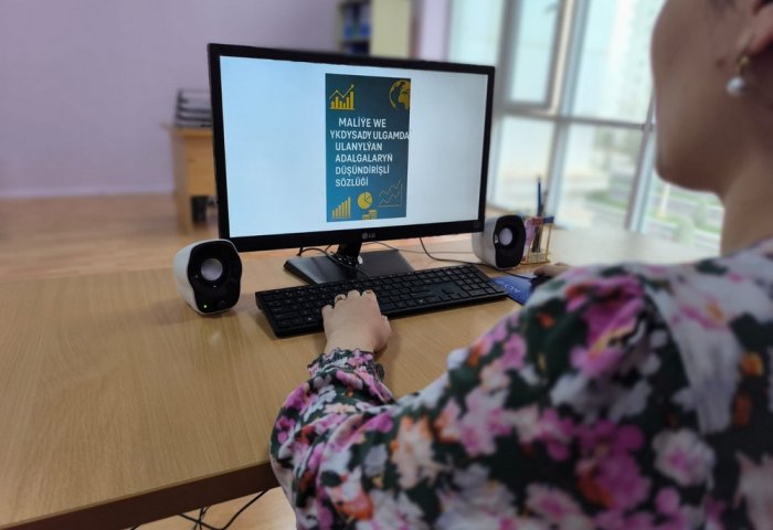 Maliýe we ykdysady ulgamda ulanylýan adalgalaryň düşündirişli sözlügi çap edildi