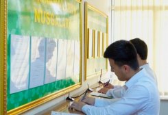 Türkmenistan’ın ilk özel noterleri Aşkabat’ta çalışmaya başladılar