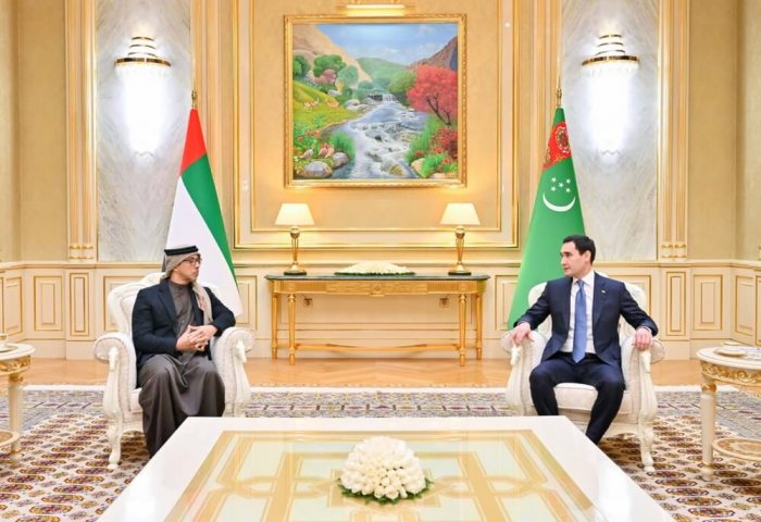 Turkmen President Meets With UAE Deputy Prime Minister
