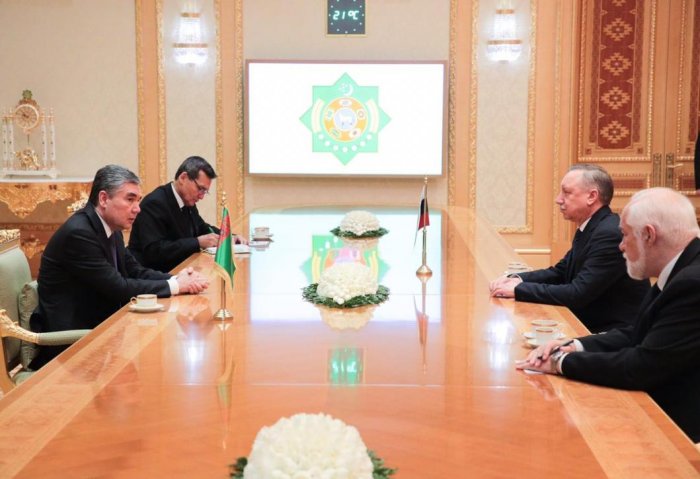 Turkmen President Receives Governor of Saint Petersburg