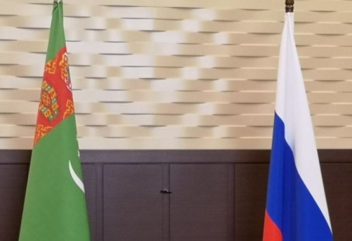 Turkmen, Russian Diplomats Mull Bilateral Cooperation