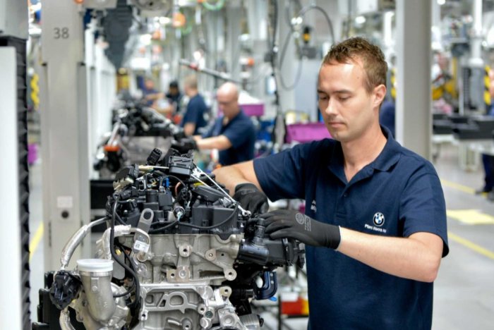 BMW To Launch Hydrogen-Powered X5