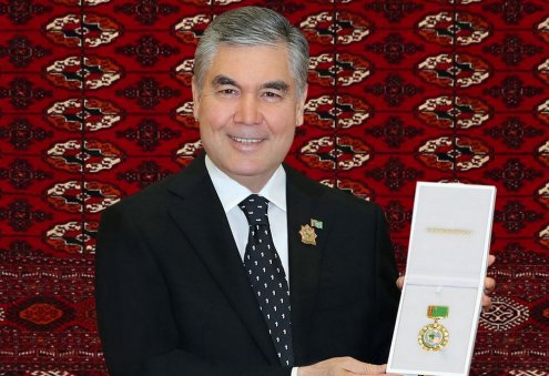 Гурбангулы Бердымухамедов удостоен медали Türkmenistanyň Bitaraplygynyň 30 ýyllygyna 