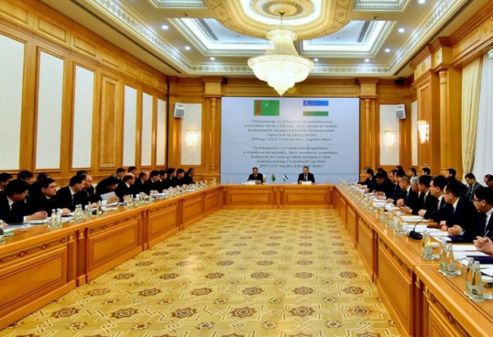Uztrade to Supply Turkmengaz Concern With ISUZU Buses