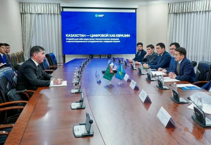 Туркменистан и Казахстан согласовали строительство подземной волоконно-оптической линии связи