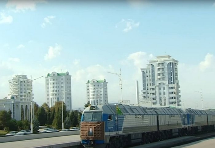 Turkmenistan Receives Five Freight Locomotives From Russia