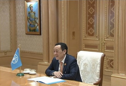 Президент Сердар Бердымухамедов принял руководителя ФАО