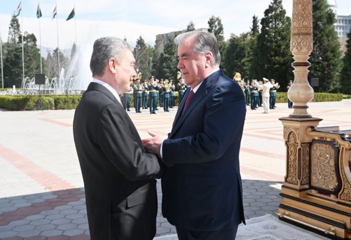 Turkmenistan’s Halk Maslahaty Chairman Meets With President of Tajikistan