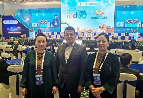 Turkmen Delegates Participate in Conference on Pharmaceutical Regulation