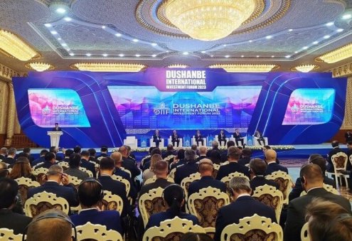Turkmen Delegation Participates in International Investment Forum in Dushanbe