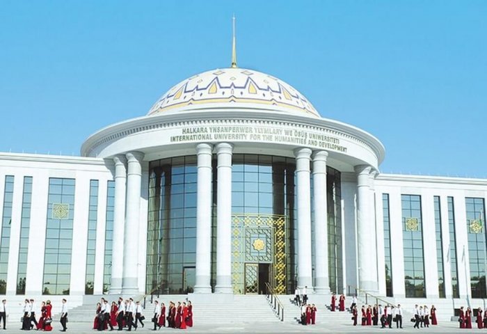 Türkmenistan’da Eğitimin Devlet Akreditasyonuna İlişkin Yönetmelik onaylandı