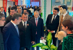 Türkiýäniň Wise-prezidenti, Söwda ministriniň orunbasary “Türkmentextile Expo 2026” sergisine gatnaşdylar