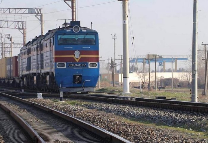 First Uzbekistan-Europe Container Train Passes Through Turkmenistan