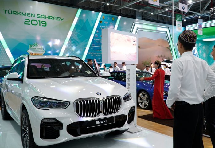 Global Automakers Show Off Their Looks at Turkmenbashi Auto Show