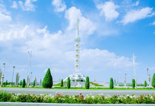 Президент Туркменистана помиловал 1180 граждан к 32-й годовщине Независимости страны