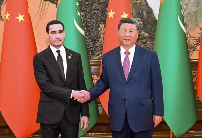 Türkmenistanyň Prezidenti Pekinde Si Szinpin bilen duşuşdy Türkmenistanyň Prezidenti Pekinde Si Szinpin bilen duşuşdy