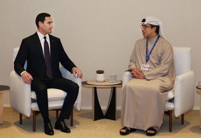 Türkmenistan Devlet Başkanı, Dubai’de BAE Başkan Yardımcısı ile görüştü