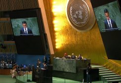 Turkmen President Offers to Create Caspian Environmental Initiative