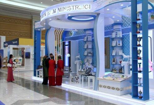 Aşgabatda Türkmenistanyň ykdysady üstünlikleriniň sergisi açyldy