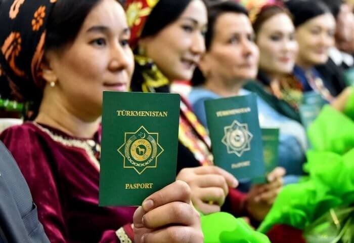 Turkmen President Approves Procedure For Registering and Issuing Citizen's Passports