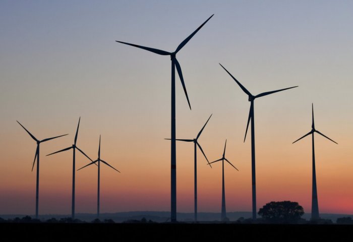 Turkmenistan to Build 10 MW Hybrid Solar-Wind Power Plant