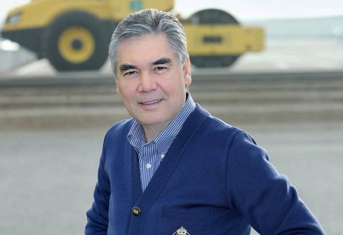 Türkmenistanyň Prezidenti Aşgabatda gurluşygy dowam edýän käbir desgalara aýlandy
