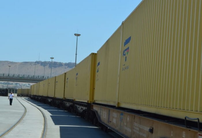 Baku-Tbilisi-Kars ugry bilen 11 müňden gowrak TEU konteýnerleri daşaldy