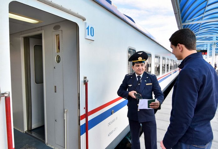 Turkmenistan's Demirýollary Launches New Service For Train Passengers