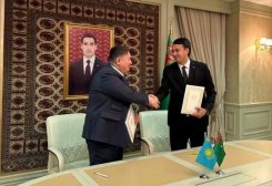 Türkmenistan we Gazagystan “Hytaý-Gazagystan-Türkmenistan-Eýran” geçelgesini bilelikde ösdürmegi ylalaşdylar