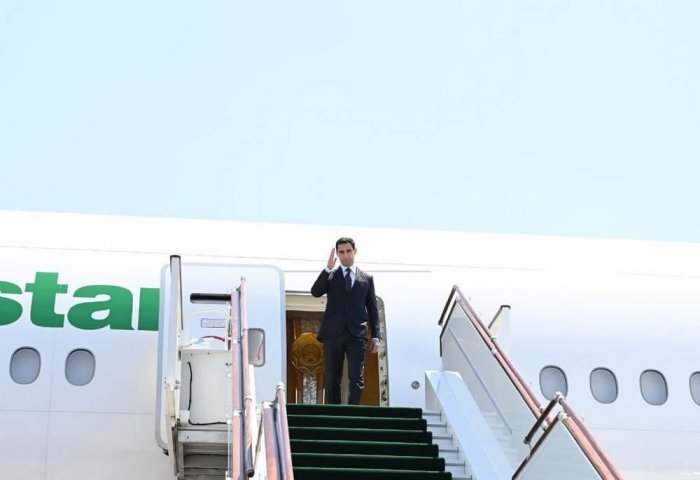 Türkmenistan Devlet Başkanı, resmi ziyaretle Özbekistan'a gitti
