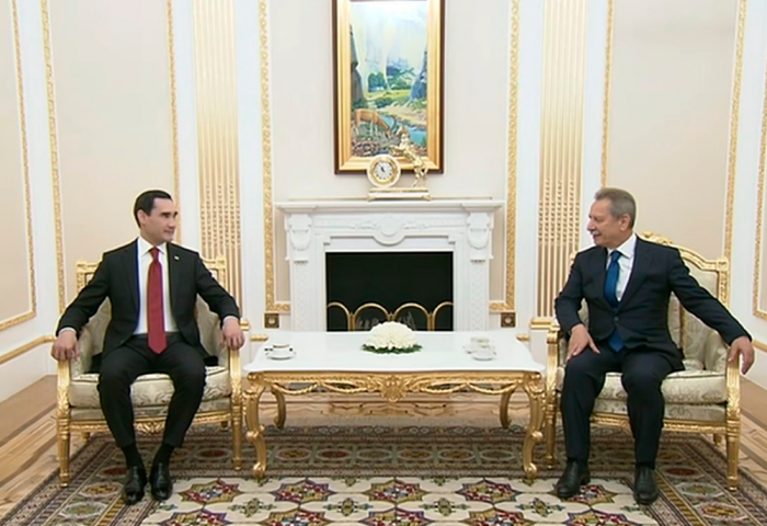 Türkmenistanyň Prezidenti “Çalyk Holding”, “Rönesans Holding” kompaniýalarynyň ýolbaşçylaryny kabul etdi