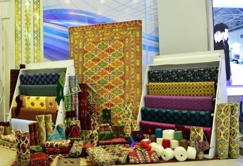 Turkmen Wool Products Company Expands Its Range of Carpets, Coverlets